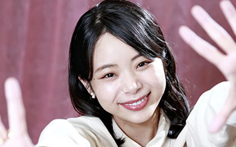 趣里は結婚せず独身。夫（旦那）はいない。結婚できない３つの理由。歴代彼氏は３人！